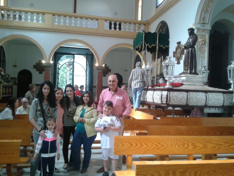 Miembros de Acodisval aprenden a ser costaleros