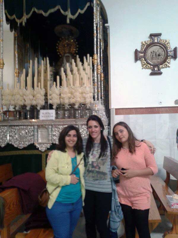 Miembros de Acodisval aprenden a ser costaleros