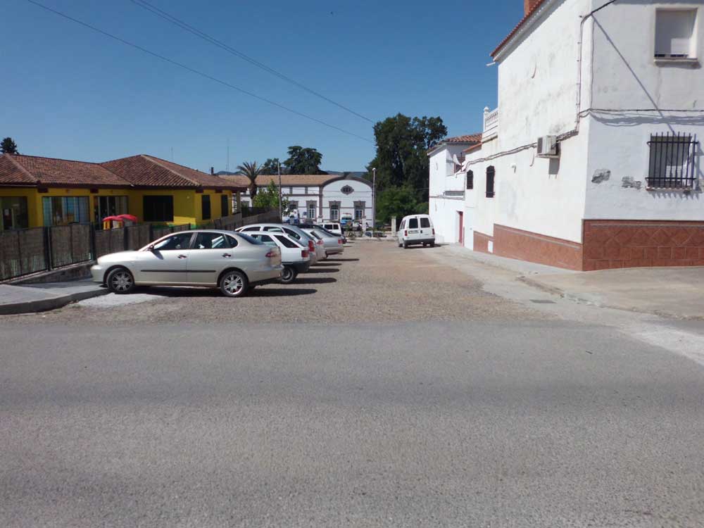 Mejora del acerado y abastecimiento de agua