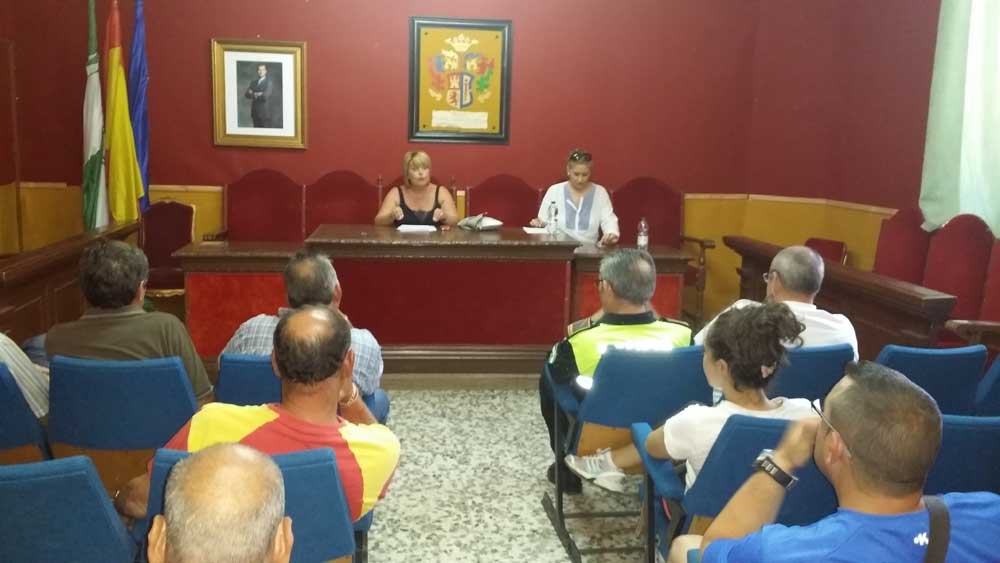 Reuni�n con trabajadores para anunciar la protesta