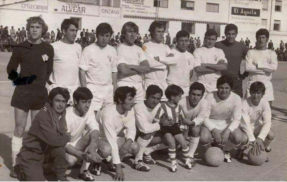 Este equipo del CD. Pozoblanco lo dirigió `EL BONI`