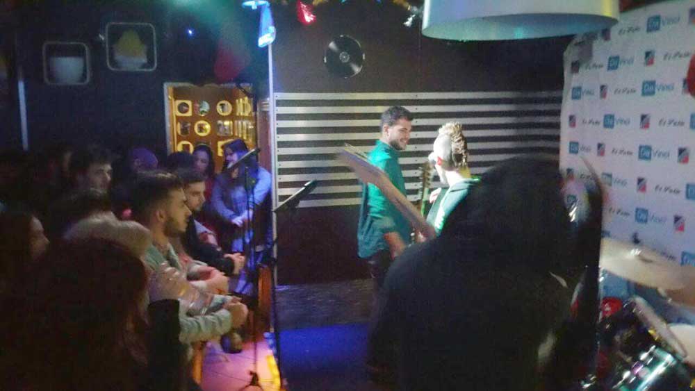 Zambomba Rockera II en Pub Da Vinci